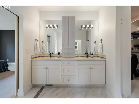 17908 NE 391st Street Amboy WA 98601