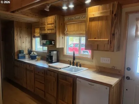19021 Alpine Breeze Way Crescent Lake OR 97733