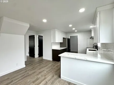 2072 Harrison Street North Bend OR 97459