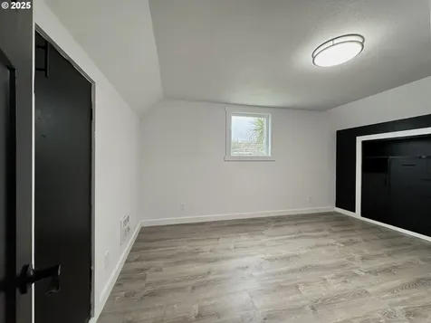 2072 Harrison Street North Bend OR 97459