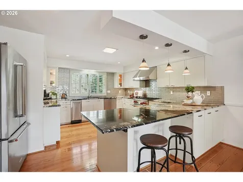 7260 SW Northvale Way Portland OR 97225