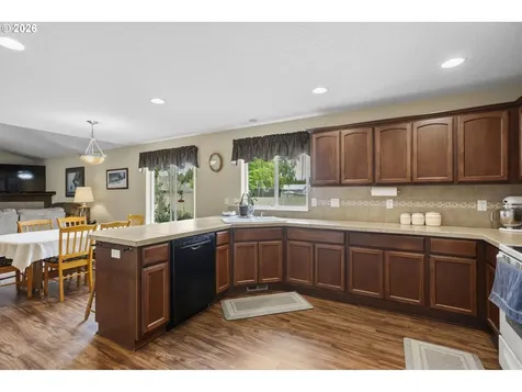 10002 NE 144th Avenue Vancouver WA 98682