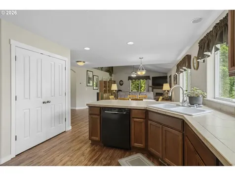 10002 NE 144th Avenue Vancouver WA 98682