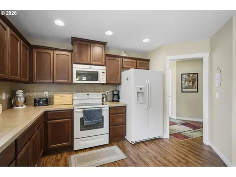 10002 NE 144th Avenue Vancouver WA 98682