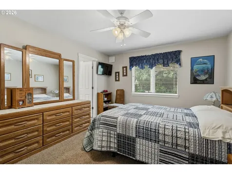 10002 NE 144th Avenue Vancouver WA 98682