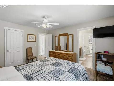 10002 NE 144th Avenue Vancouver WA 98682