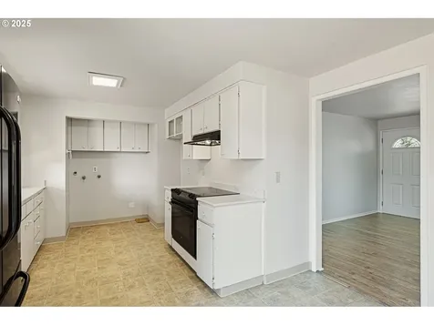 881 S Linden Street Cornelius OR 97113