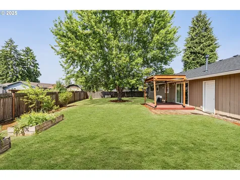 881 S Linden Street Cornelius OR 97113