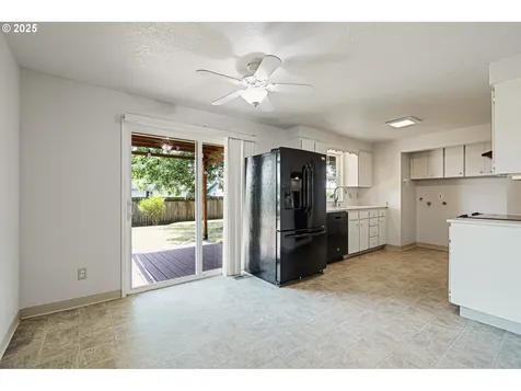 881 S Linden Street Cornelius OR 97113