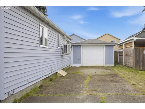 10068 SE Brandeis Street Clackamas OR 97015