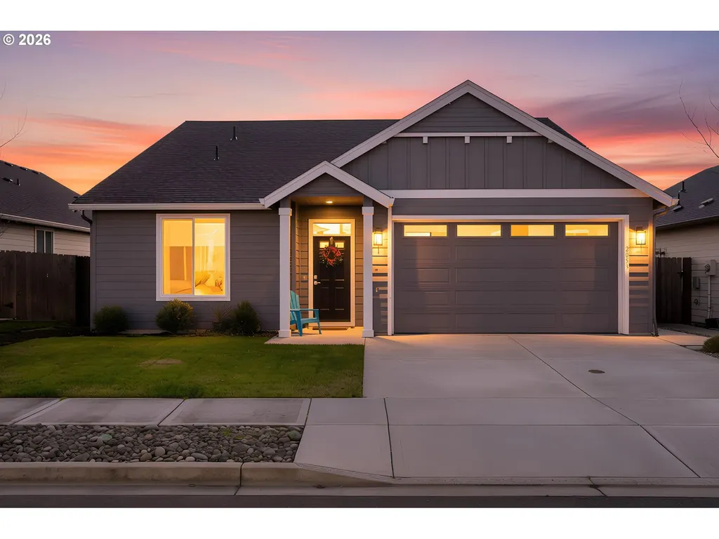2053 N 4th Way Ridgefield WA 98642