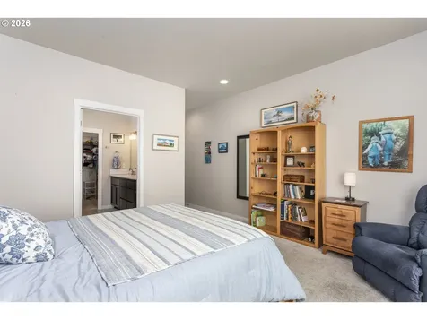 2053 N 4th Way Ridgefield WA 98642
