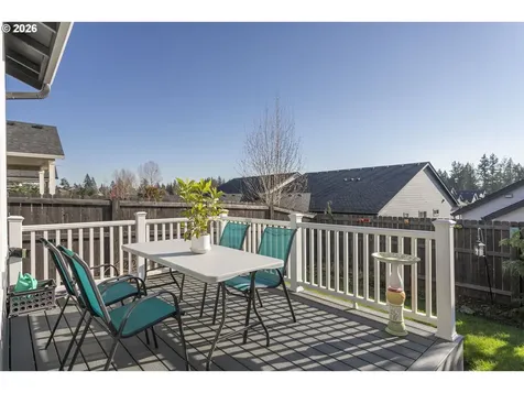 2053 N 4th Way Ridgefield WA 98642