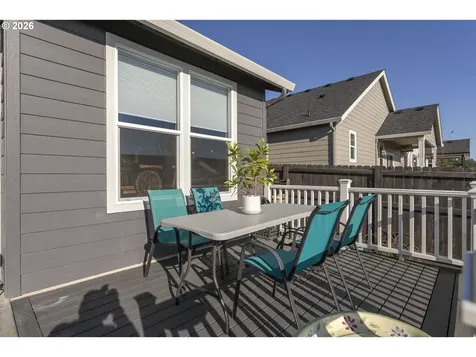 2053 N 4th Way Ridgefield WA 98642