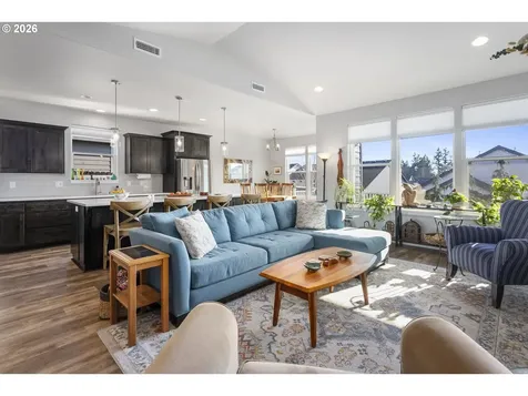 2053 N 4th Way Ridgefield WA 98642