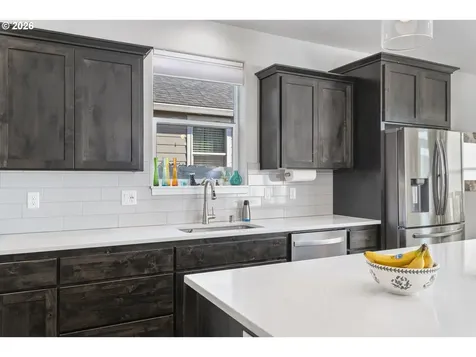 2053 N 4th Way Ridgefield WA 98642