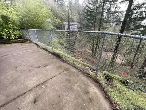 4410 SW Hewett Boulevard E Portland OR 97221