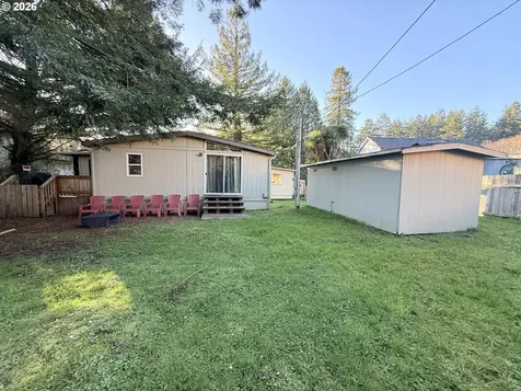 16947 Parkview Drive Brookings OR 97415