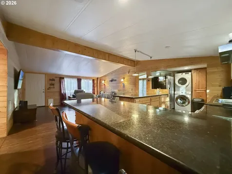 16947 Parkview Drive Brookings OR 97415