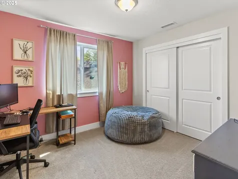 303 S 39th Drive Ridgefield WA 98642