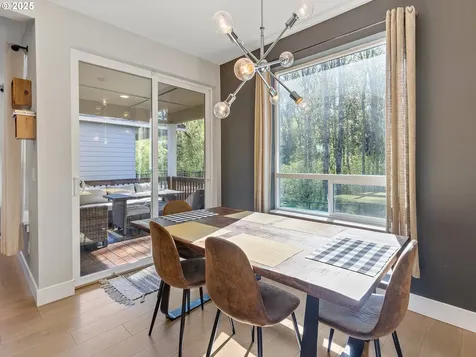 303 S 39th Drive Ridgefield WA 98642