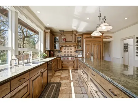 2910 SE 282nd Court Camas WA 98607