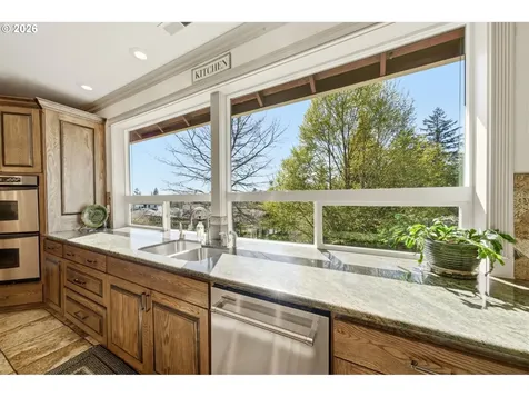 2910 SE 282nd Court Camas WA 98607