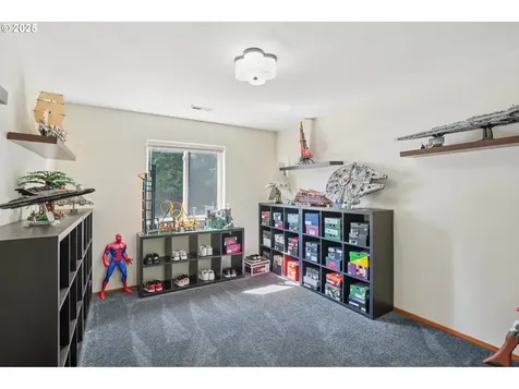 10748 SE Clinton Street Portland OR 97266