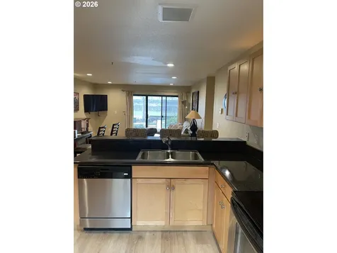 810 NW Naito Parkway Portland OR 97209
