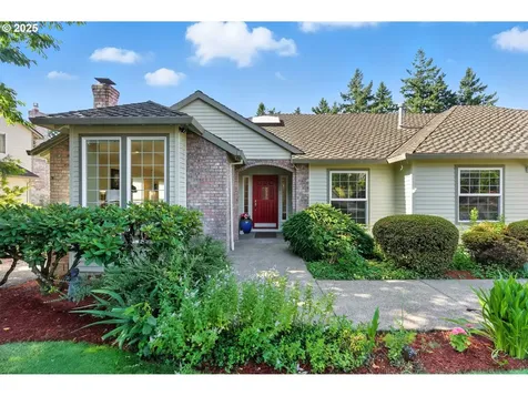 12524 SE Bluff Drive Clackamas OR 97015