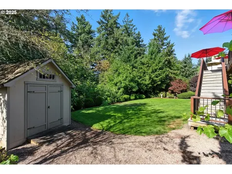12524 SE Bluff Drive Clackamas OR 97015