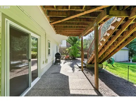 12524 SE Bluff Drive Clackamas OR 97015