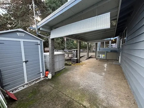 890 Alvina Street SE Salem OR 97306
