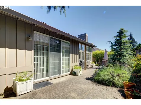 16190 NW Birdie Lane Portland OR 97229