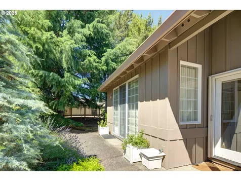 16190 NW Birdie Lane Portland OR 97229
