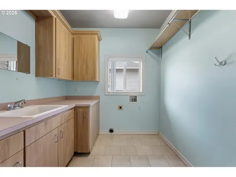 13632 SW White Cedar Place Portland OR 97223