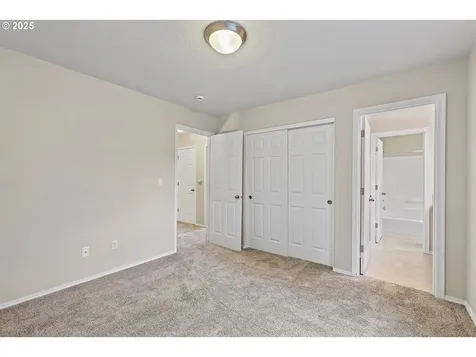 4569 SE Davis Road Hillsboro OR 97123