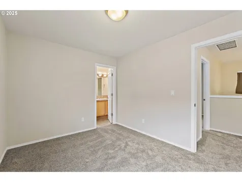 4569 SE Davis Road Hillsboro OR 97123