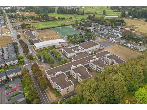 4569 SE Davis Road Hillsboro OR 97123