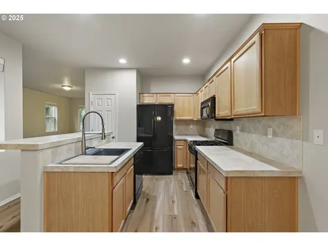 4569 SE Davis Road Hillsboro OR 97123