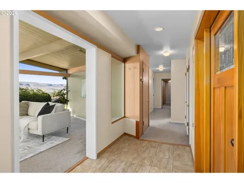 314 W Scenic Drive The Dalles OR 97058