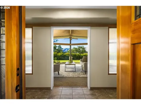 314 W Scenic Drive The Dalles OR 97058