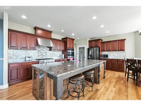 442 Varsity Road Kalama WA 98625
