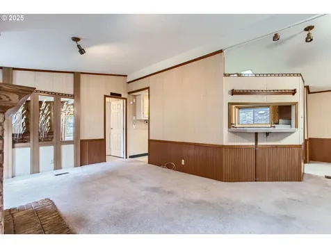 18485 SW Pacific Drive Tualatin OR 97062