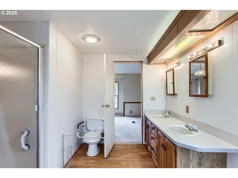 18485 SW Pacific Drive Tualatin OR 97062