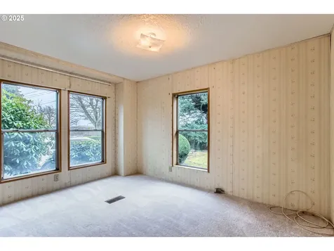 18485 SW Pacific Drive Tualatin OR 97062