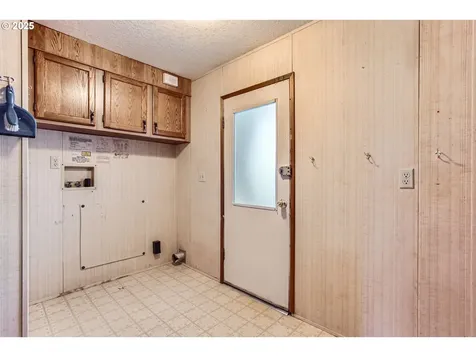 18485 SW Pacific Drive Tualatin OR 97062