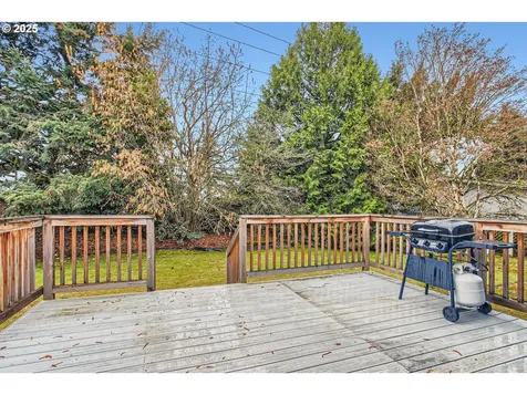 18485 SW Pacific Drive Tualatin OR 97062