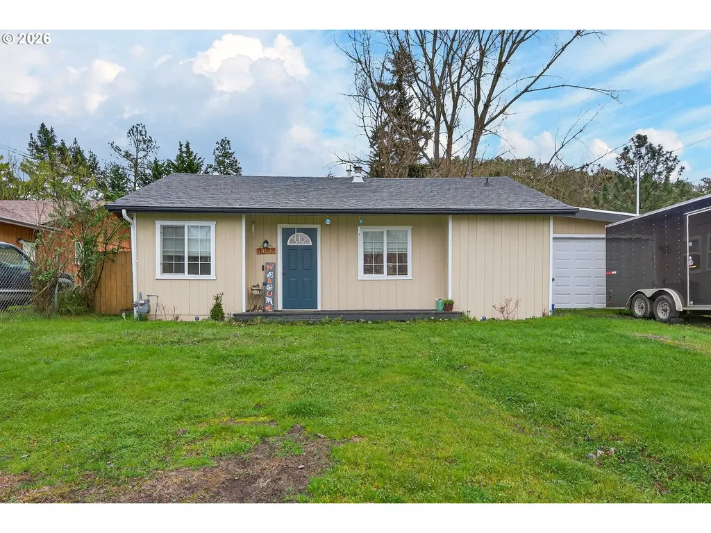 1543 NE Hollis Street Roseburg OR 97470