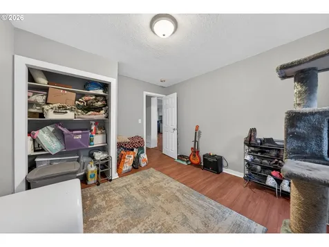 1543 NE Hollis Street Roseburg OR 97470
